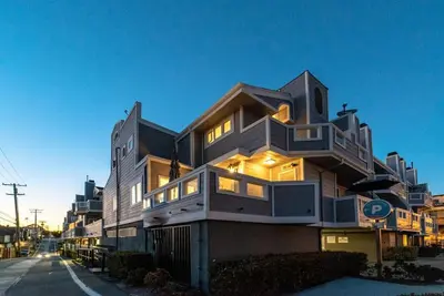Image de Casa Prado - Lantern District Penthouse
