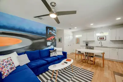 Image de Pristine, Private, Central, Cozy, Fully-Equipped!