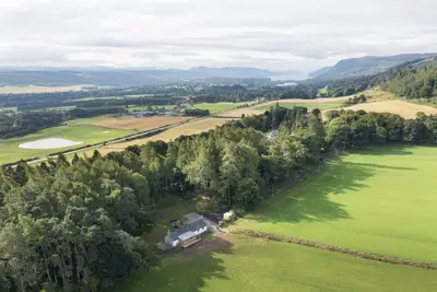 Upper Dunain  - sleeps 4 guests  in 2 bedrooms