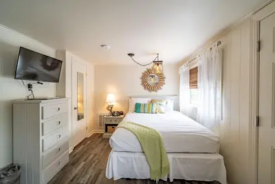 Image de Ocean Glass Inn - Deluxe Cottage Efficiency