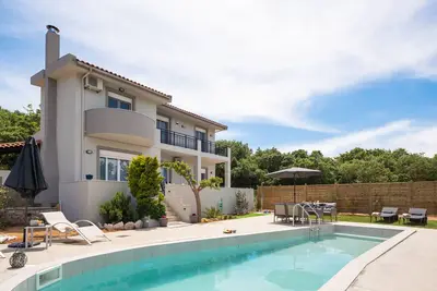 Image de Villa Hercules Refreshing Pool & Hydromassage