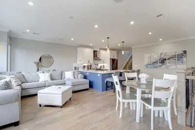 Image de Luxury Condo w/ Rooftop Deck 15 min from Nyc, American Dream Mall, Metlife, Ewr