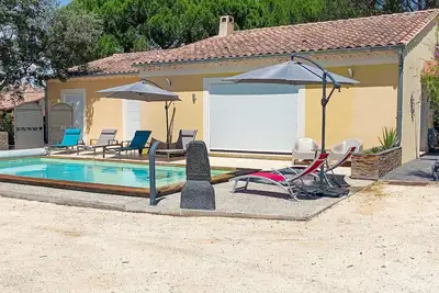 Maison cosy à Sorgues avec WiFi