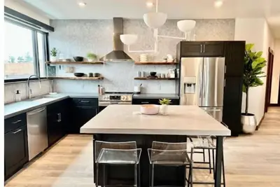Image de New Penthouse in Columbia Falls near Glacier Park
