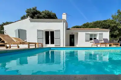 Image de Villa des Pins - Piscine & proche de la plage