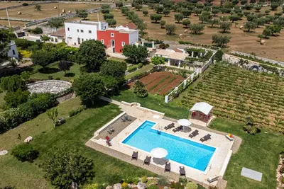 Image de Large historic Masseria with large private swimming pool