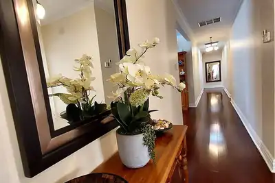 Image de Home with easy access to Cbd: Magill