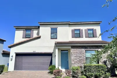 Image de 202kb: 6 Bedroom Pool Home with Resort Access