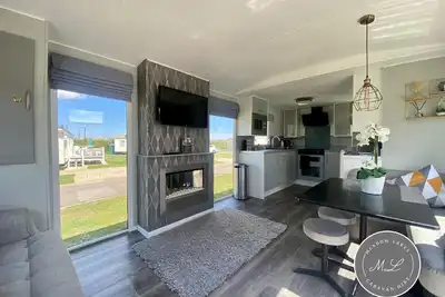 Image de 3 bedroom caravan - Golden Palm Resort
