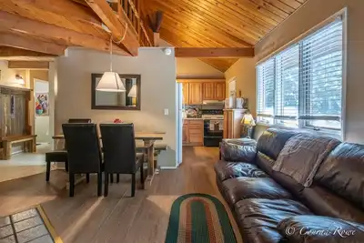 Image de Escape to Ptarmigan Village 25