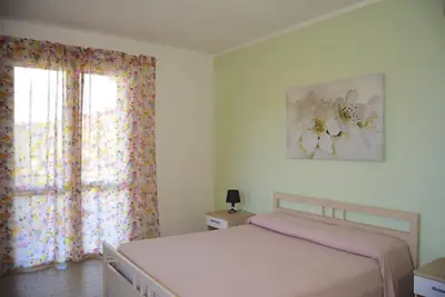 Image de Two-room apartment 250 mt from the beach, excellent sea view