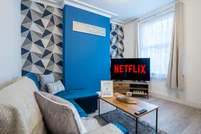 Image de Stayzed Central Chic - Stylish 2br Home, Edge of City