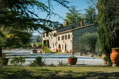 Villa à Gaiole In Chianti avec 6 chambres à coucher, 12 couchages