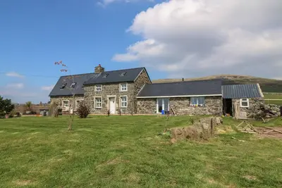 Image de Cefnbron, pet friendly, character holiday cottage in Trefor