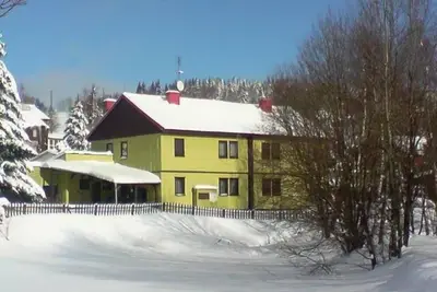 Image de Appartement de vacances Jáchymov pour 1 - 6 personnes avec 2 chambres à coucher - Maison jumelée