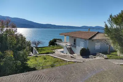 Σπάρτο παραθαλάσσιο εξοχικό \"Filoxenia\"\n Seaside cottage in Sparto west greece