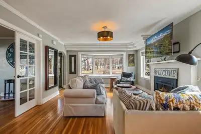 Image de Walking Distance to Lake Coeur d'Alene | Adjacent to City Park | Modern