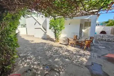 Image de Villa Elios in Baia Verde, a 5-minute walk from the sandy beach