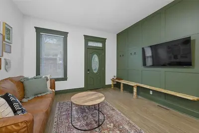 Image de Newly Renovated, 5 minutes to SpookyNook