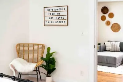 Image de Hottub coming in June! Zoo, aquarium, south side