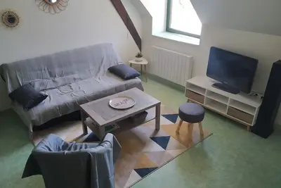 Image de Appartement très cosy à 5 mns du lac et à deux pas du nouveau centre aquatique