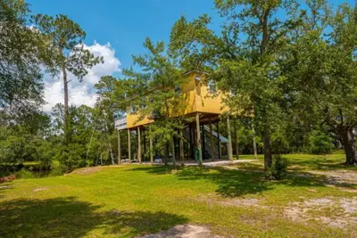 Image de Spacious Waterfront Treehouse 2br & 2Baths