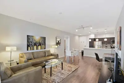 Image de Luxurious Silicon Valley Condo: Rooftop Lounge and Pool