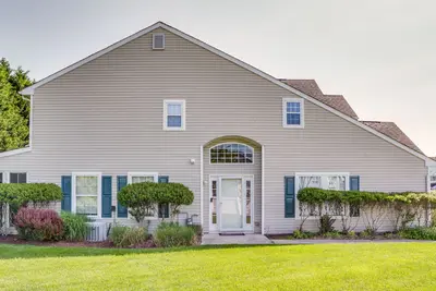 Image de Charming Lewes Townhome w/ Sunroom: 5 Mi to Beach!