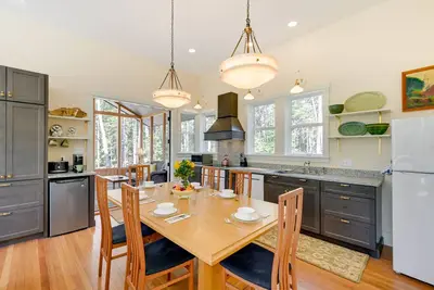 Image de Stunning Seal Cove Home Near Acadia National Park!