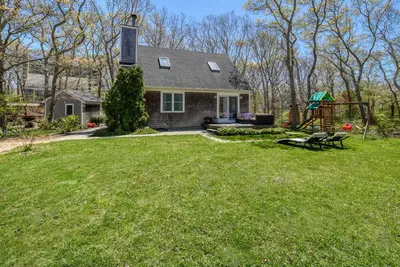 Image de Fresh Quiet Hidden Gem, Pet & Kid Friendly, close to V. T. A. , Vh and farmstand-5*