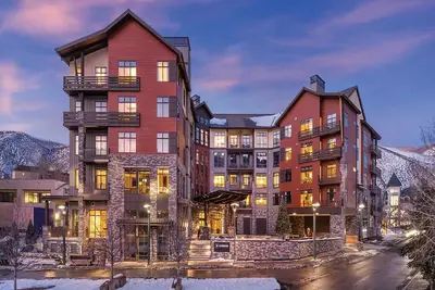Image de 3 Bedroom Presidential Condo in Avon, Free Shuttle to Skiing! ! !