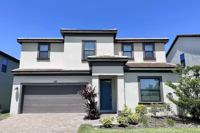 Image de 207mcv: 4 Bed Home For The Whole Family! Amazing Resort Amenities!