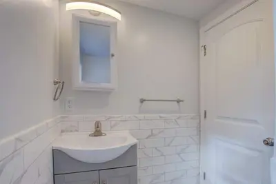 Image de Newly Renovated 2br - Best Location