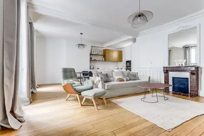 Image de Champs de Mars - Sedillot 2 Bedrooms