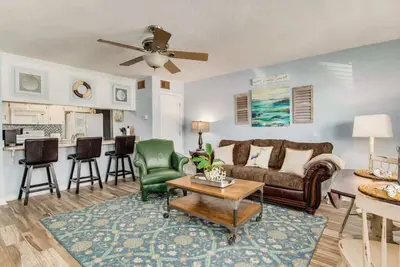 Image de By the Sea, on Perdido Key Dr!