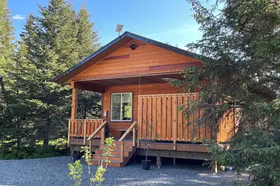Image de Relaxation Station - Hot Tub and Two Bedroom Cabin
