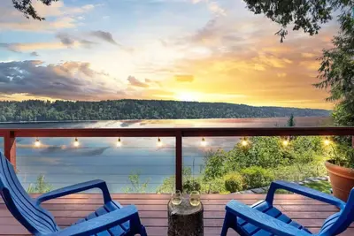 Image de Sound & Cedar Pnw Escape w/ Unbeatable Views