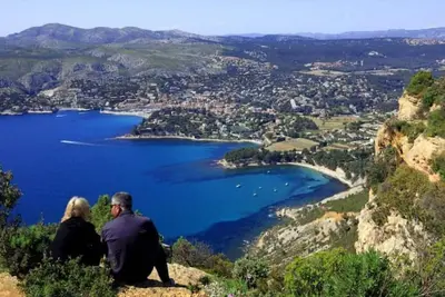 Image de T2 40m2 + jardin Ă 10min Ă pied des plages