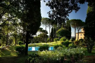 Image de Villa à Chiesanuova avec 8 chambres à coucher, 16 couchages