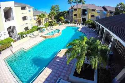Image de 1st floor condo, 10 min to Clearwater Beach, January 2024 discount.