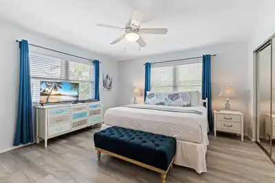 Image de Community Pool Access, Private Patio with Bbq Grill Near the Beach!