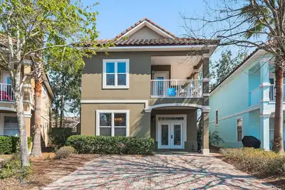 Image de 2 King👑Master Suites~Crystal Beach~Lagoon Pool~Beach Trolley~4br Sugar Shack