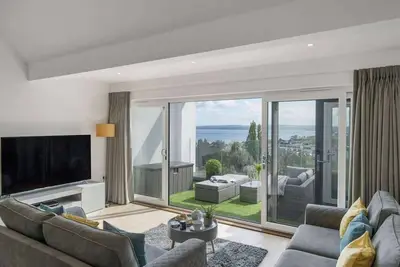 Image de Apartment with Stunning Sea Views, Private Parking