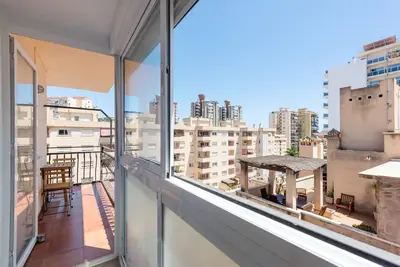 Image de Super terrace in modern apartment