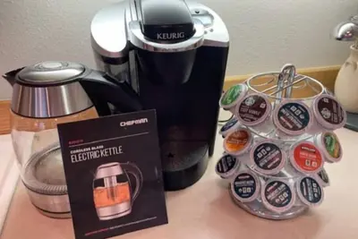 Image de Pools/ hot tubs are Open Easy walk to town, Views