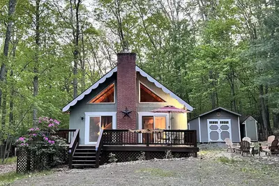 Image de The Blue Sky Bungalow: A-frame/Lake Access/Firepit