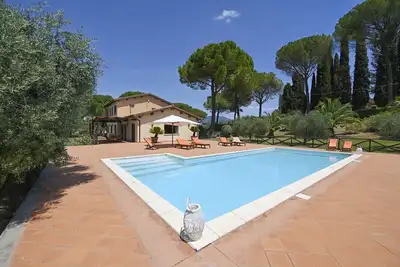 Villa Conconi - Quatre Chambres Villa, Couchages 8