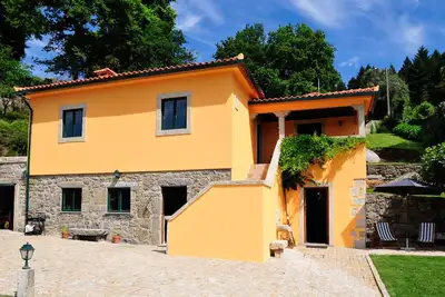 Image de Villa Ava - Quatre Chambres Villa, Couchages 9