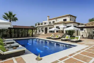 Image de Villa Lola - Cinq Chambres Villa, Couchages 10