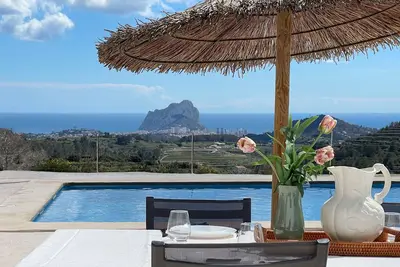 Image de Matimi - Maison rurale confortable avec vue sur la mer et les montagnes